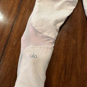 Alo yoga high waist capri size xs